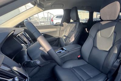 Volvo V90 T6 AWD Plug-In Hybrid Plus Dark aut