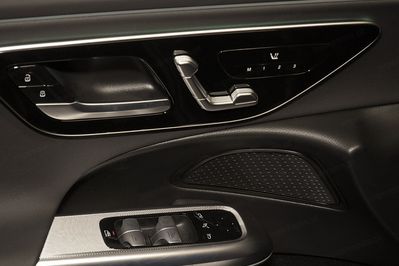 Mercedes Klasa E 300 de 4-Matic AMG