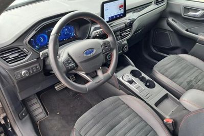 Ford Kuga 2.5 FHEV AWD ST-Line X