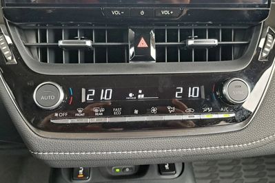 Toyota Corolla 1.8 Hybrid Style