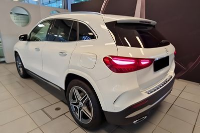 Mercedes GLA 220  4-Matic AMG Line