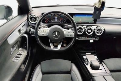 Mercedes CLA 220 4MATIC AMG Line
