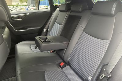Toyota RAV4 Selection 2.5 Hybrid