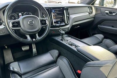 Volvo XC60 T4 R-Design