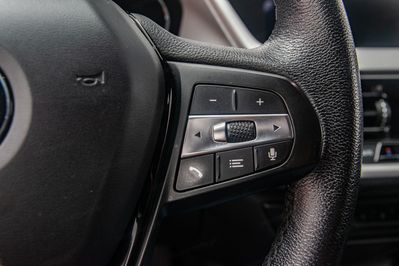 BMW Seria 1 118i Advantage aut