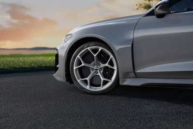 Audi A5 RS5 e-Hybrid Avant