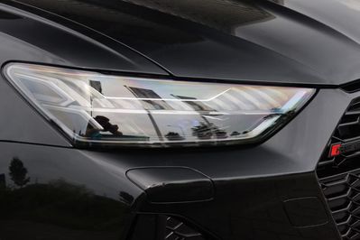 Audi A6 RS6 TFSI quattro Performance Avant