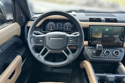Land Rover Defender 130 D350 X-Dynamic HSE