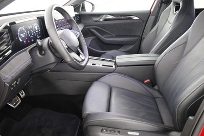 Volkswagen Passat 2.0 TSI 4Mot. DSG