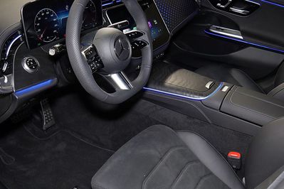 Mercedes E Klasa 220 d 4-Matic AMG