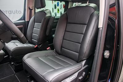 Opel Zafira Life Extra Long L2H1 Business AT8