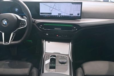 BMW Seria 3 318i M Sport