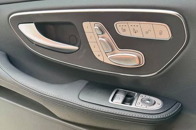 Mercedes V Klasa V300d Ekstradługi 4-Matic 9G-Tronic