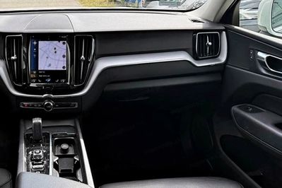 Volvo XC60 B4 D AWD Momentum Pro aut