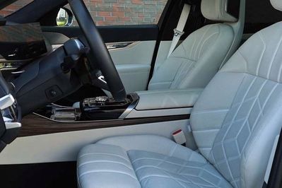 BMW Seria 7 740d xDrive M Sport