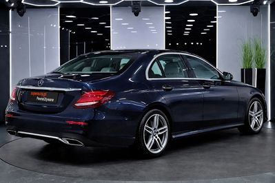 Mercedes Klasa E 220 d 4MATIC AMG Line