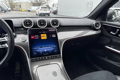 Mercedes Klasa C 300 e AMG Line