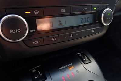 Toyota Avensis 1.8 Premium