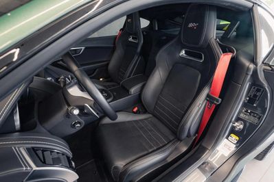 Jaguar F-Type 2.0 Turbo Chequered Flag aut