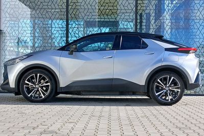 Toyota C-HR 2.0 PHEV  Executive
