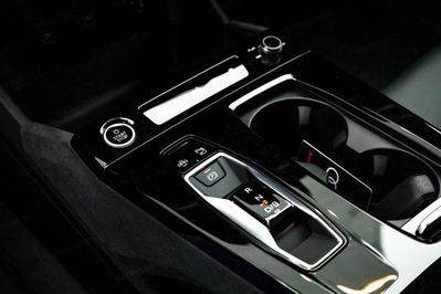 Audi A6 E-tron quattro
