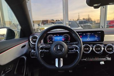 Mercedes CLA 200 mHEV AMG Line 7G-DCT