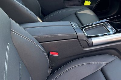 Mercedes GLA 220 4-Matic Progressive