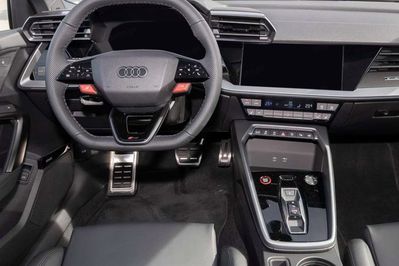 Audi A3 RS3 TFSI quattro Sportback