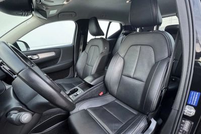 Volvo XC40 T5 Plug-In Hybrid Momentum Pro aut