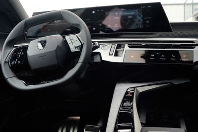 Peugeot 3008 GT e-DCS6 1.2 mHEV