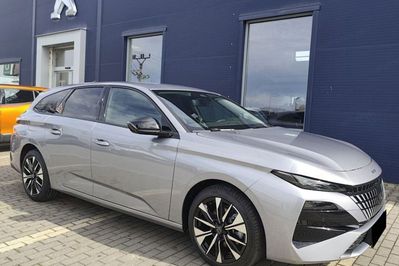 Peugeot 308 Allure S&S e-DCS6 1.2 mHEV