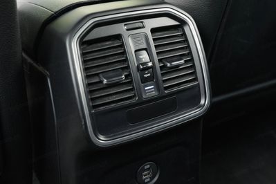 Porsche Macan Standard