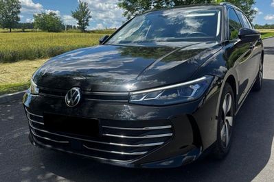 Volkswagen Passat Business Plus 1.5 TSI mHEV DSG