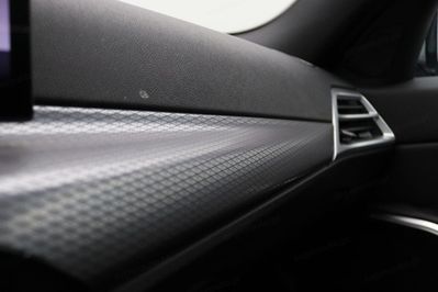BMW Seria 3 320i xDrive M Sport