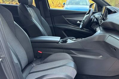 Peugeot 5008 1.5 Bluehdi Active Pack S&S EAT8