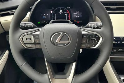 Lexus LBX Elegant 1.5 Hybrid