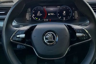 Skoda Superb 2.0 Tdi Scr Style Dsg