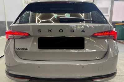 Skoda Octavia Sportline 1.5 TSI mHEV DSG