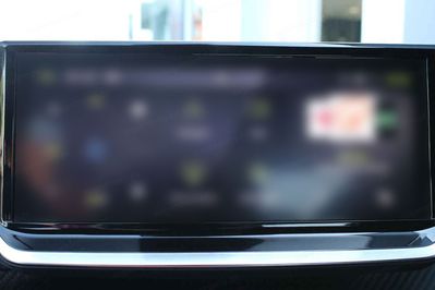 Peugeot 208 GT e-DCS6 1.2 mHEV