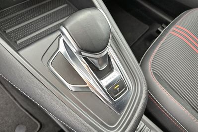 Renault Captur RS Line 1.6 E-Tech Hybrid AT
