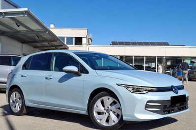 Volkswagen Golf VIII Life Plus 1.5 eTSI mHEV DSG
