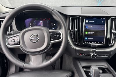 Volvo XC60 B4 B Plus Dark
