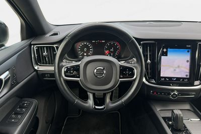 Volvo V60 B3 B R-Design aut