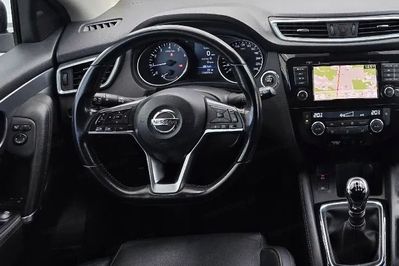 Nissan Qashqai 1.3 DIG-T Tekna