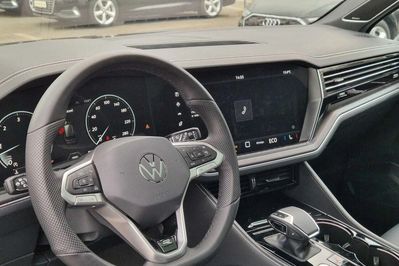 Volkswagen Touareg 3.0 V6 Tdi 4MOTION r-Line