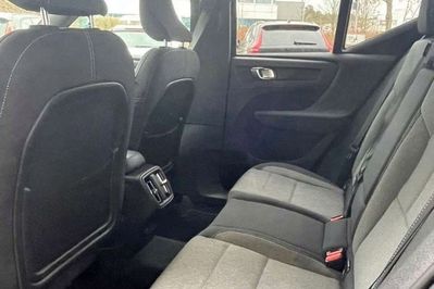 Volvo XC40 B3 Plus Dark
