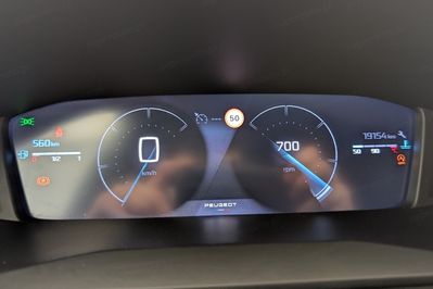 Peugeot 2008 ALLURE 1.2 PureTech