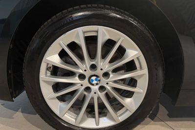 BMW Seria 1 118i Advantage