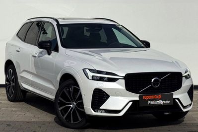 Volvo XC60 B5 B AWD Ultra Dark