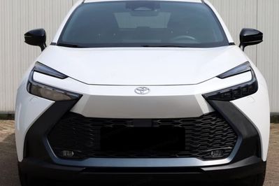 Toyota C-HR Style 2.0 Hybrid Dynamic Force Plug-in